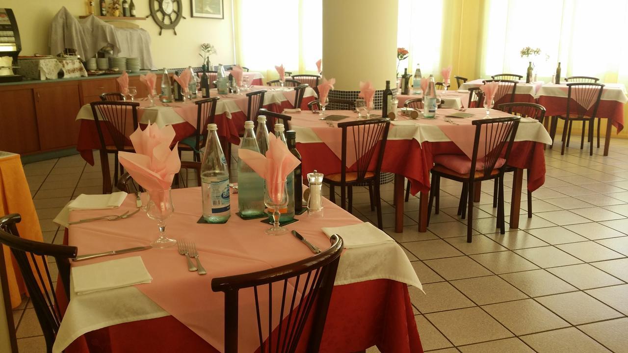 Hotel La Falena تّشيرفييا المظهر الخارجي الصورة