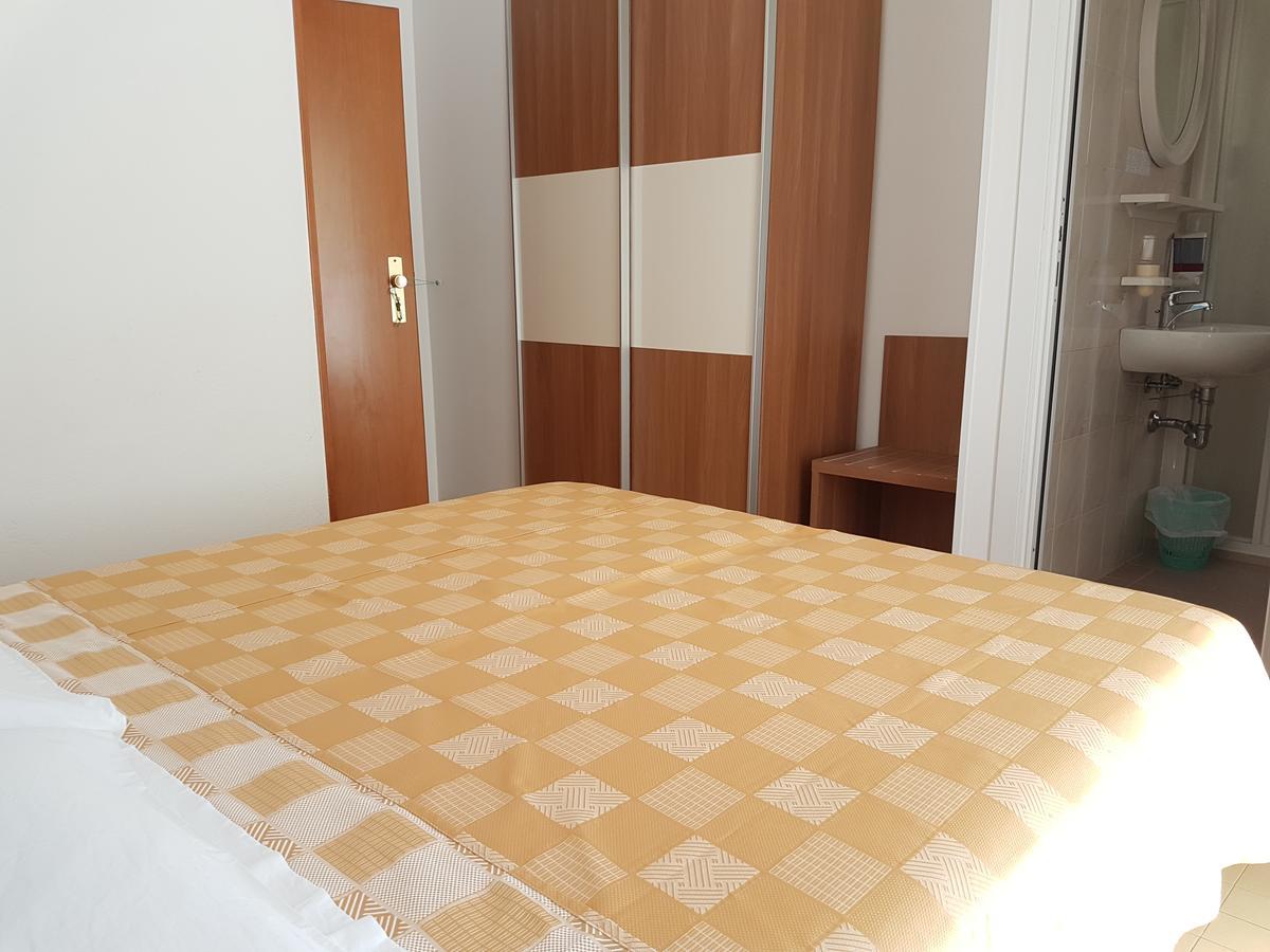 Hotel La Falena تّشيرفييا المظهر الخارجي الصورة