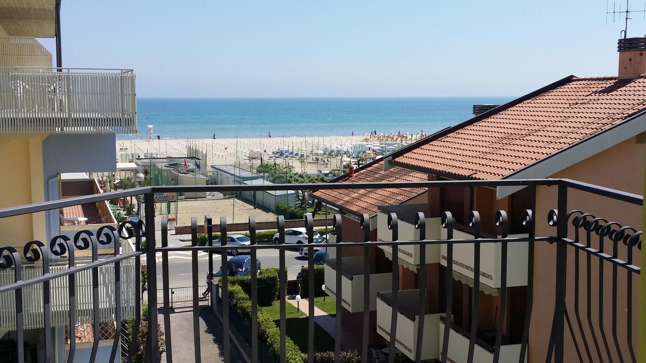 Hotel La Falena تّشيرفييا المظهر الخارجي الصورة